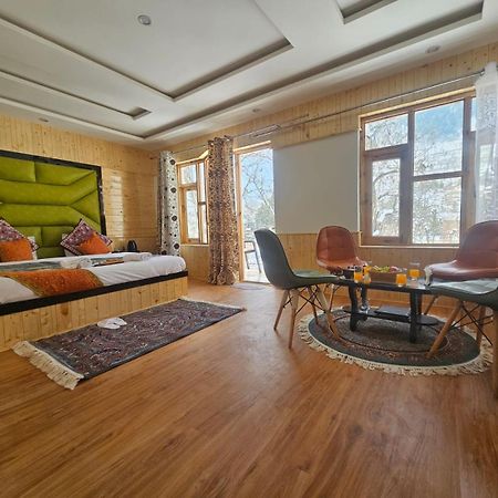 Delta View Otel Pahalgām Dış mekan fotoğraf